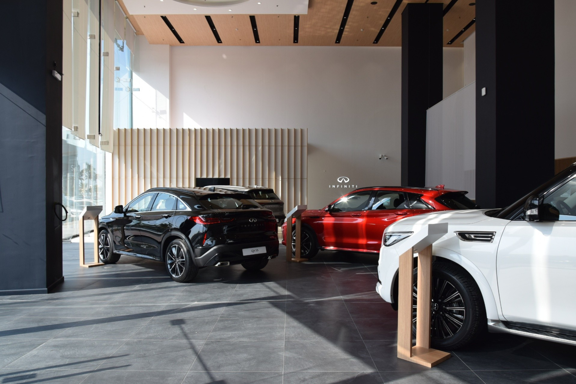 Infiniti Automall Showroom